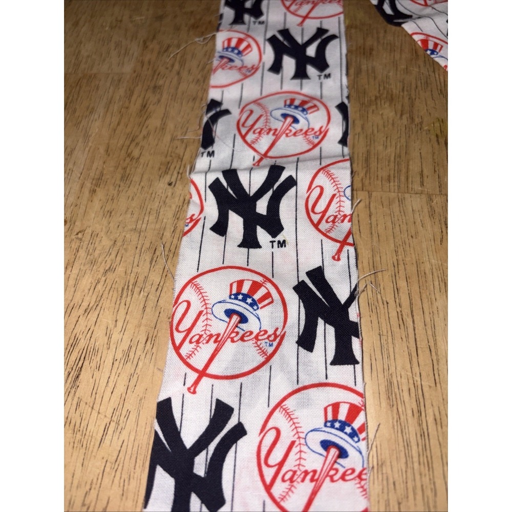 Vtg 2000 New York Yankees Fabric Strips 2in x 50in 2 Pieces MLB Baseball Logo